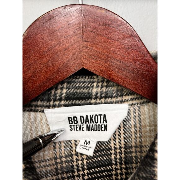 BB‎ Dakota By Steve Madden Shacket Womens Medium Plaid Buttons Boxy Anthracite - Picture 4 of 8